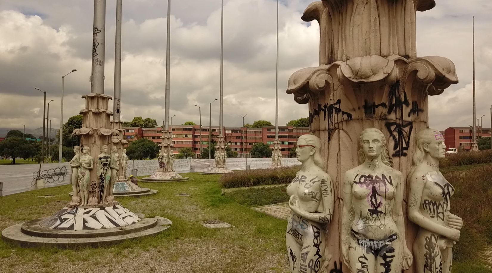 Reparaci N Por Vandalismo A Monumento De Las Banderas Costar