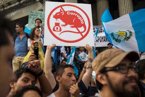 Continúa la crisis en Guatemala - Canal 1