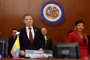 Juan Manuel Santos OEARespaldoPaz