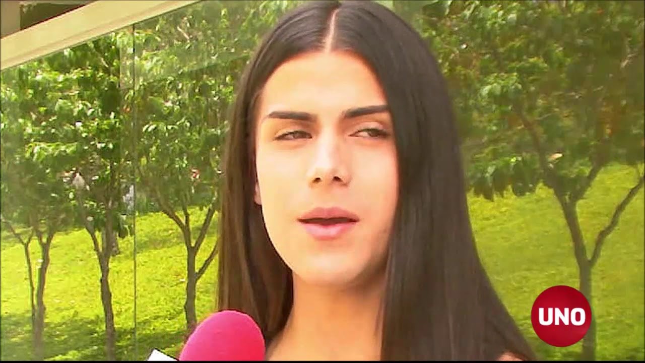 Modelo andrógino conquista pasarelas internacionales