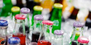 La Corte Constitucional avaló el impuesto a las bebidas azucaradas y ultraprocesadas, incorporado en la reforma tributaria