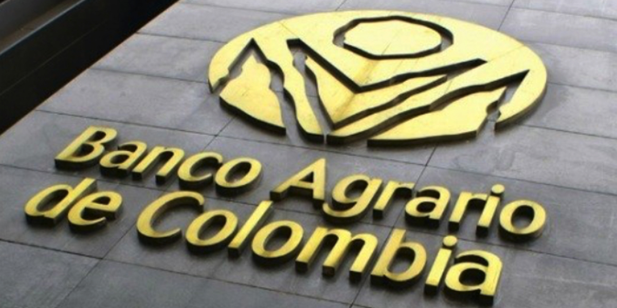 Claro denuncia que el Banco Agrario filtró información confidencial a Telefónica