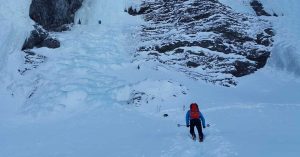 Mueren siete turistas tras alud en montañas siberianas de Altái