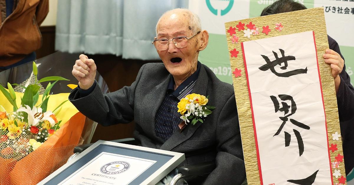 Fallece a los 112 años el hombre más viejo del mundo su secreto de