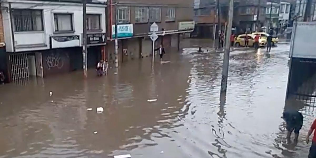 En un año, Acueducto saca cien mil toneladas de basura del alcantarillado