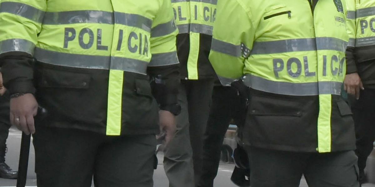 Investigan compra de vehículos para la Policía