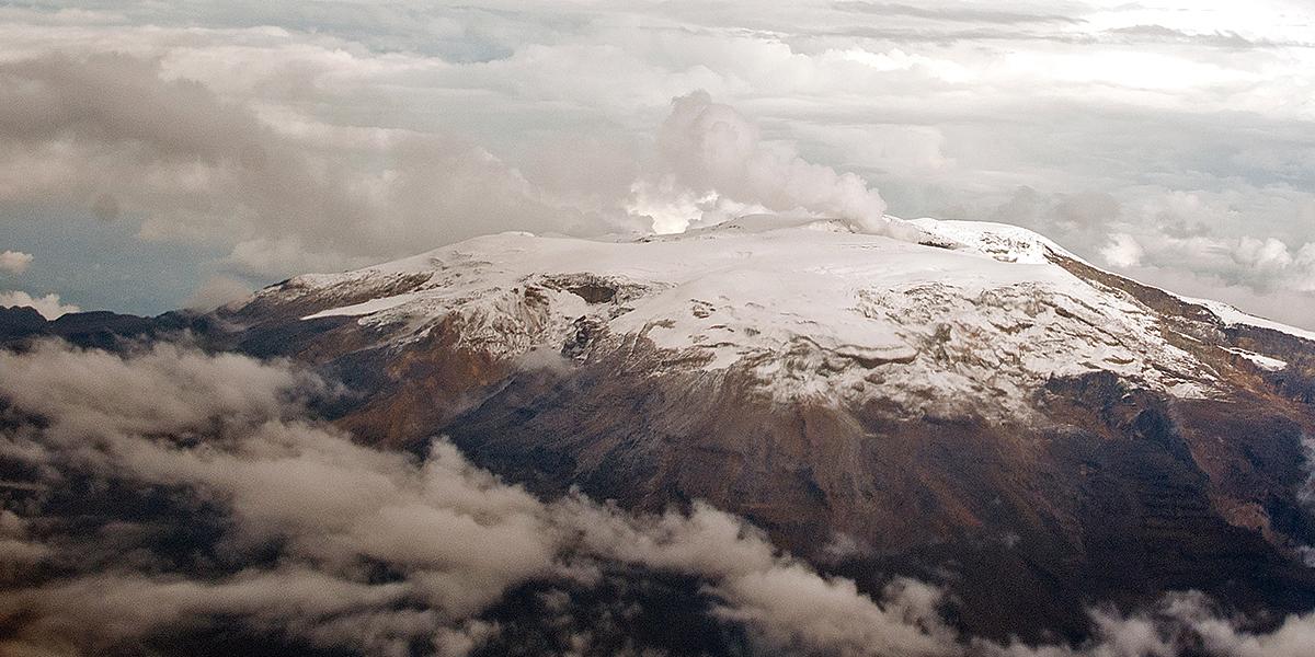 Volcán Nevado del Ruiz registra sismos y emisión de ceniza Noticentro