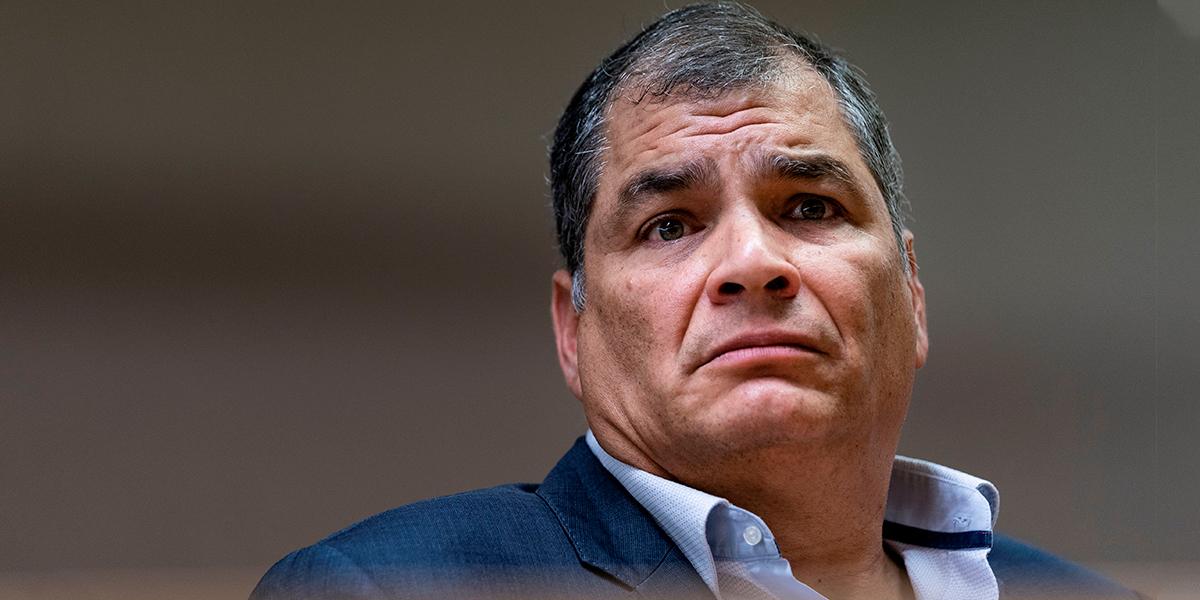 Condenan a ocho años de cárcel a Rafael Correa por corrupción