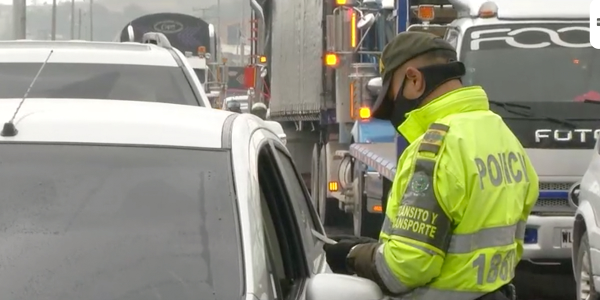 Gobierno prepara reforma al Código de Tránsito para reducir costos y trámites a conductores
