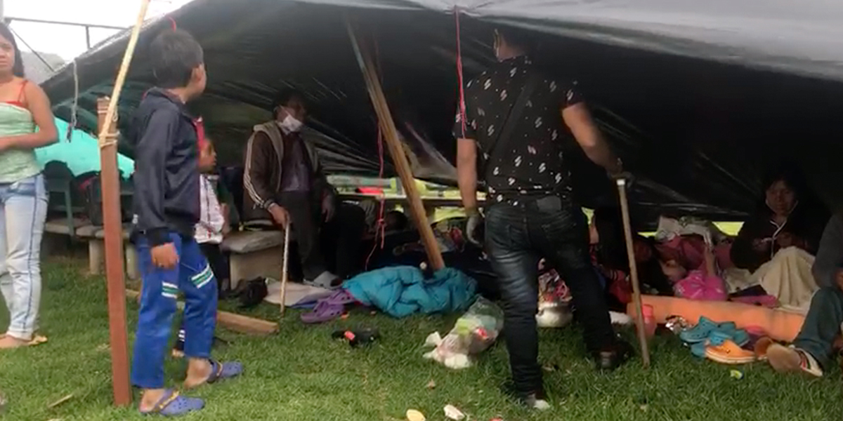 Más de 300 indígenas claman ayudas en el parque Tercer Milenio