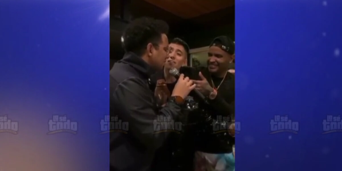 ¡Vuelve y juega! Famosos cantantes fueron pillados en tremenda fiesta