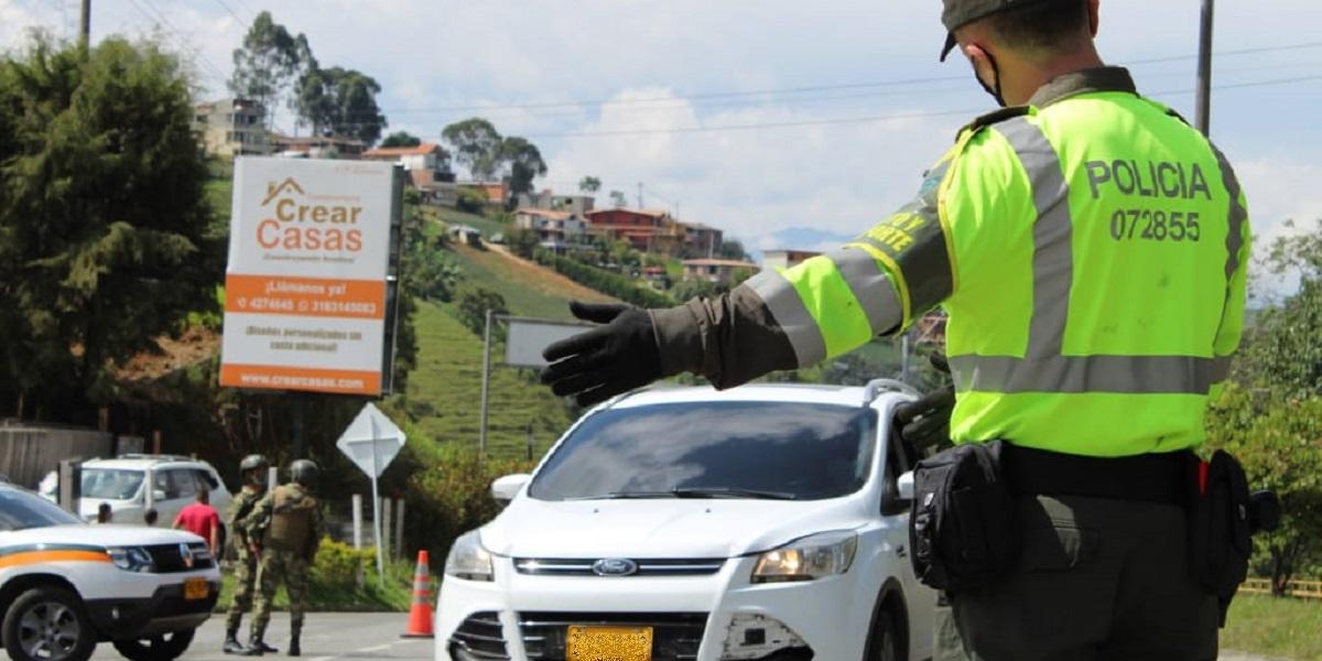 Más de 2.700 conductores sancionados por movilizarse durante el puente festivo