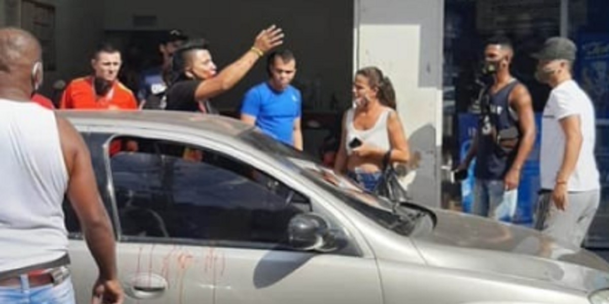 Le disparan en la cara al actor Mauricio Bastidas por robarle el celular en Cali