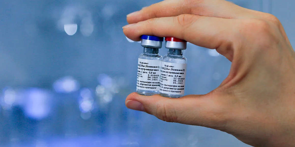 Venezuela recibe lote de vacuna rusa contra COVID-19 para ensayo clínico