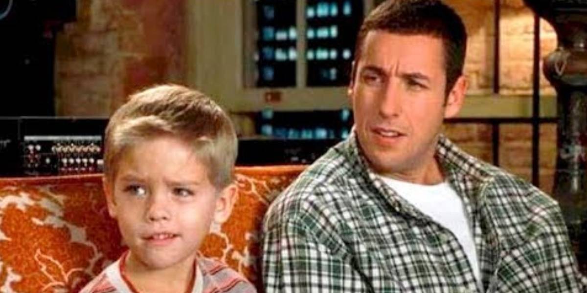 Así luce el Cole Sprouse, el ‘hijo’ de Adam Sandler