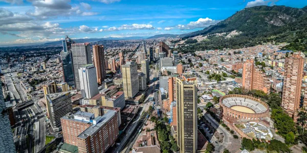 Sancionan Plan Marshall y cupo de endeudamiento para combatir la pobreza en Bogotá