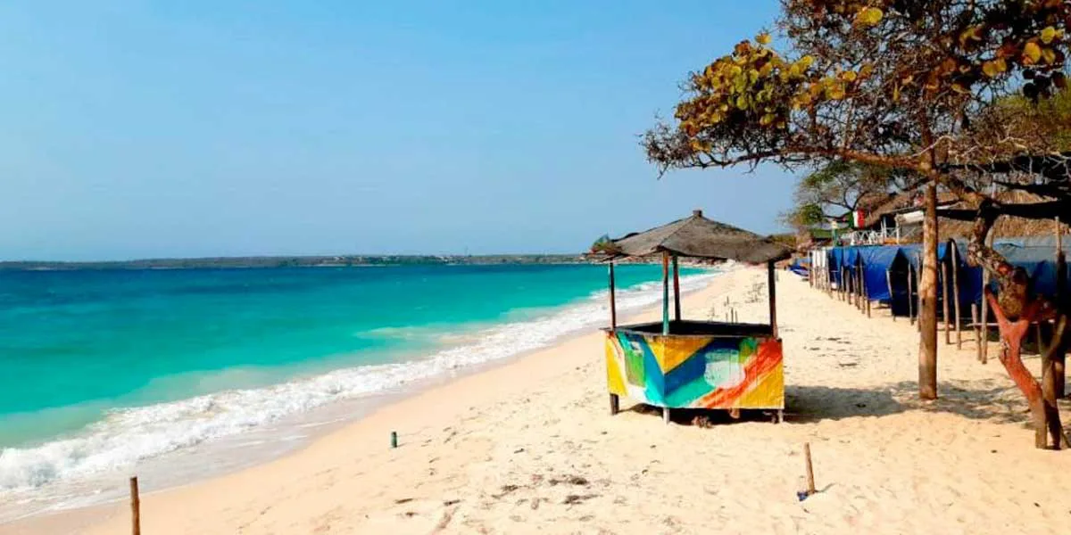 Listos protocolos para la reapertura de Playa Blanca en Cartagena