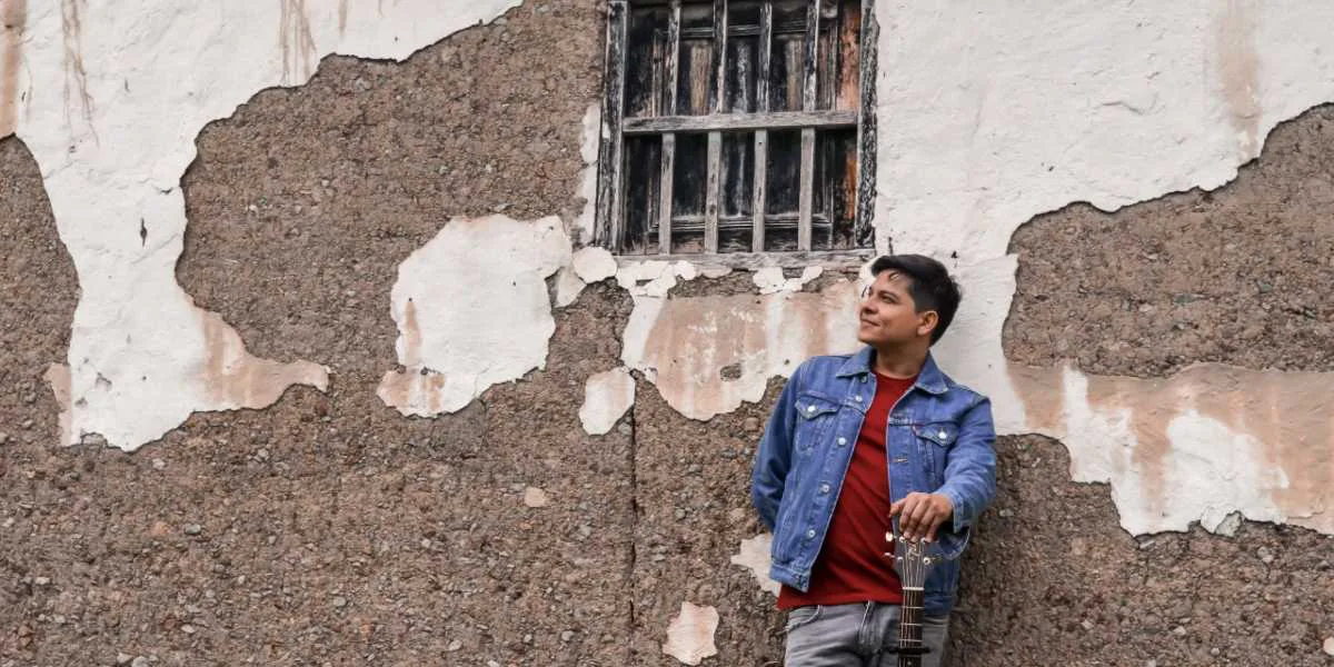 El cantautor colombiano Tito Vera lanza &#8216;El recuento&#8217;, un homenaje a sus raíces