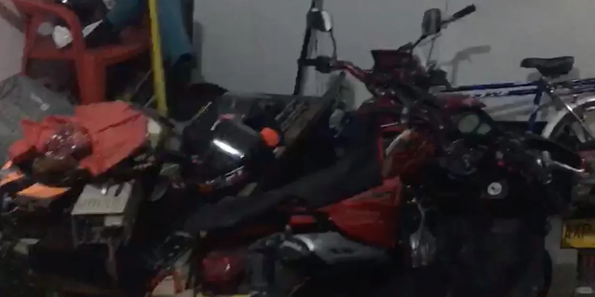 Hallan cuatro motos y 40 bicicletas robadas en la casa de “El Boyaco”, sur de Bogotá