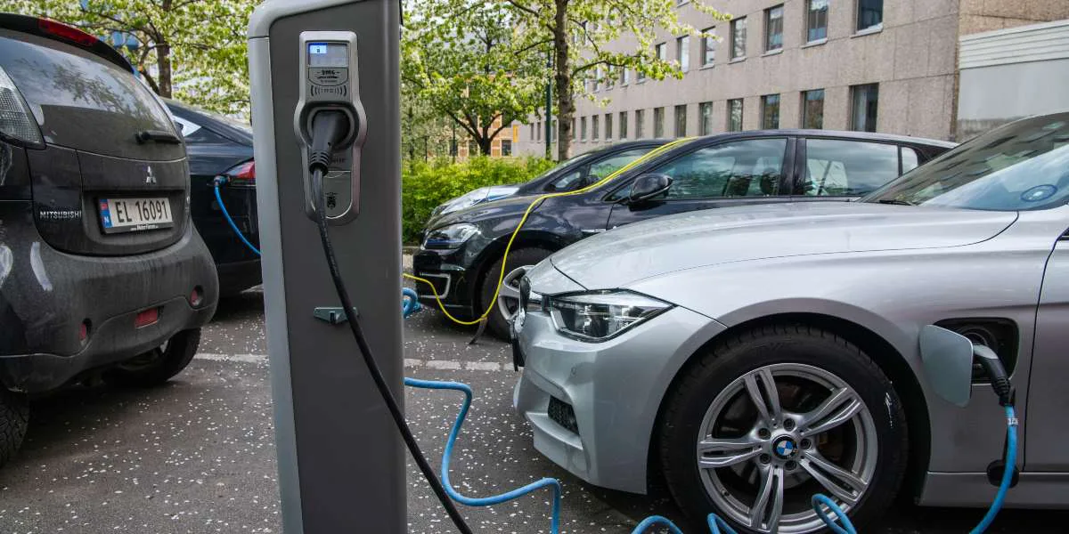 Noruega, primer país del mundo que supera el 50% de coches eléctricos vendidos