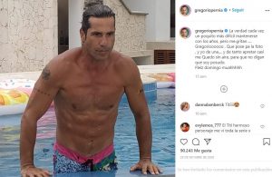 Gregorio Pernía posando desnudo