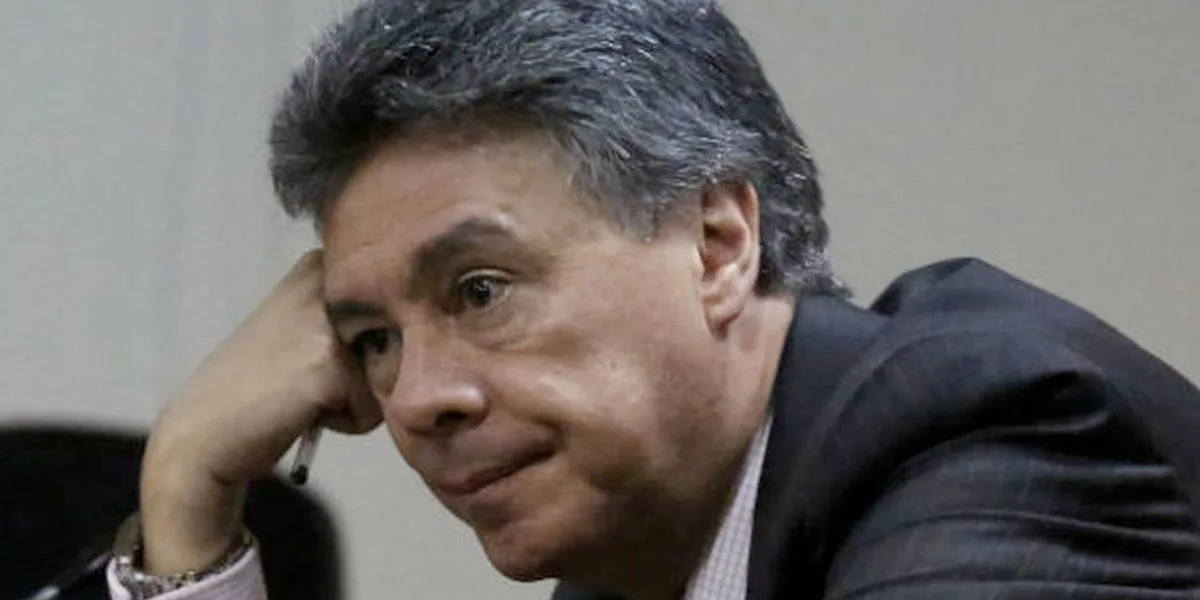 Condenan a 19 años de cárcel al exdirector de la DNE, Carlos Albornoz