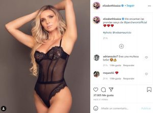Elizabeth Loaiza en lencería