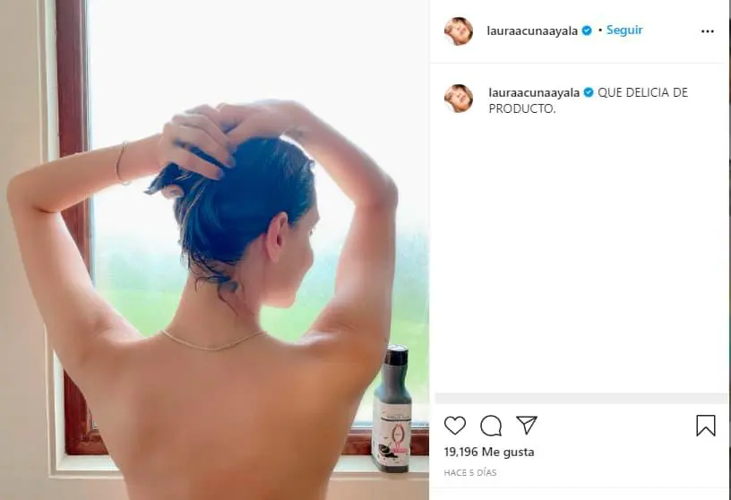 Laura Acuña presentadora colombiana foto sin ropa en la ducha - Canal 1