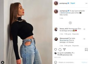 Paola Jara sin ropa interior en jean
