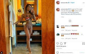 Sara Corrales en diminuto bikini