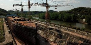 Construyen réplica del Titanic