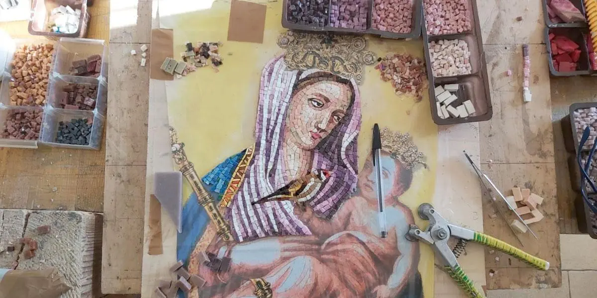 Mosaico de la Virgen de Chiquinquirá, el sello de Colombia en el Vaticano