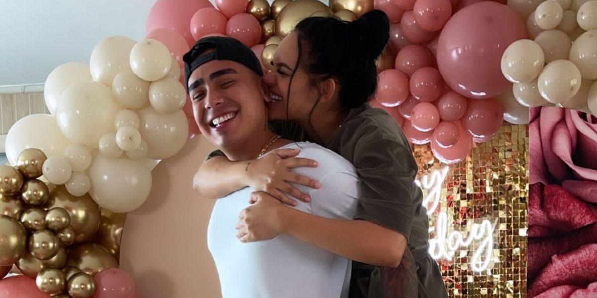 Andrea Valdiri y Felipe Saruma celebración cumpleaños regalos - Canal 1