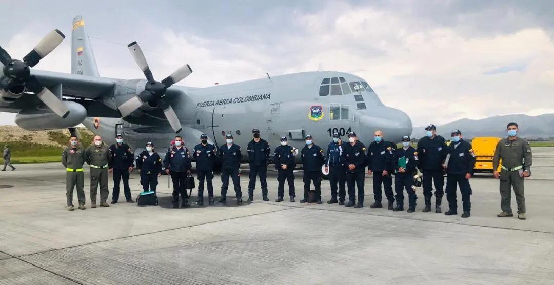 Gobierno colombiano envía 16 toneladas de ayuda humanitaria y equipos de rescate a Haití