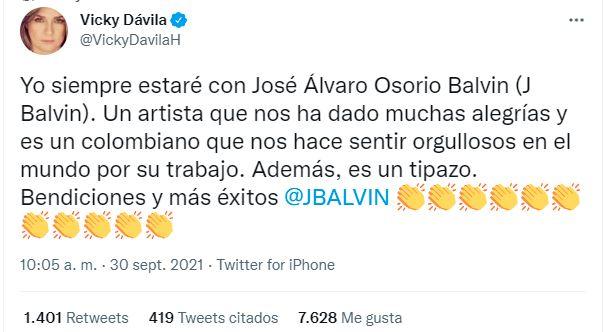 Vicky defiende a J Balvin