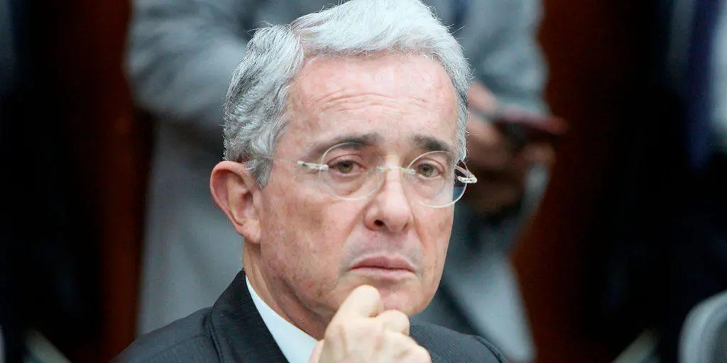 &#8220;No debí dejar que avanzara el referendo para segunda reelección&#8221;: Álvaro Uribe