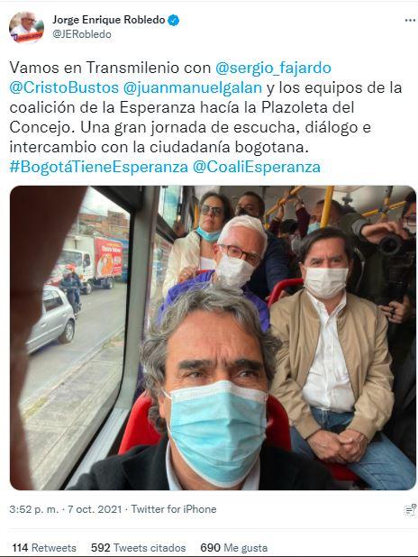 Políticos en TransMilenio
