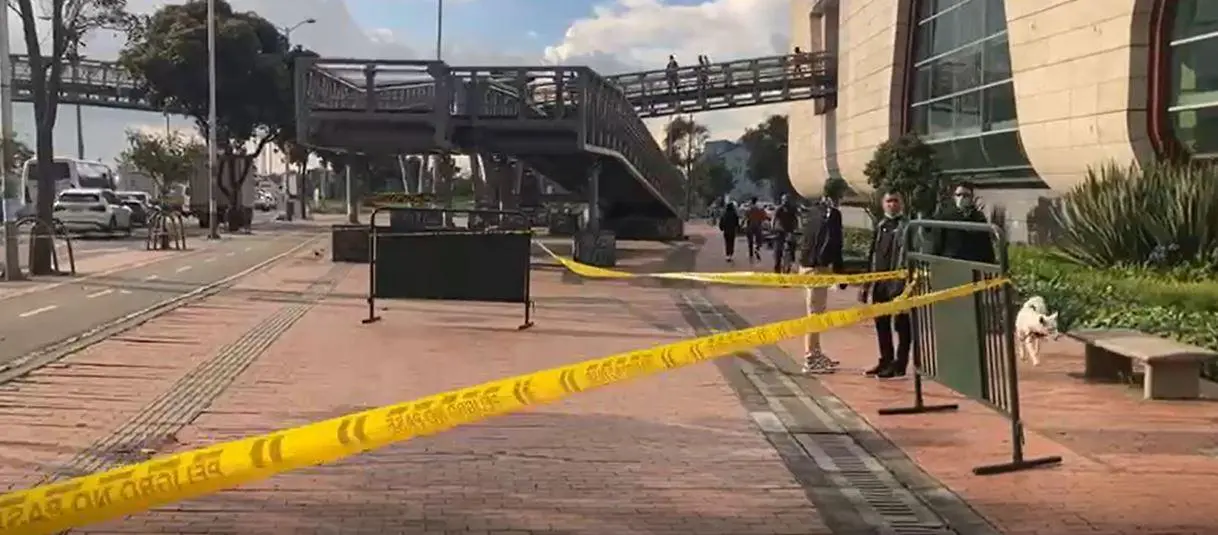 Asesinan a tiros a una mujer en inmediaciones al centro comercial Titán Plaza