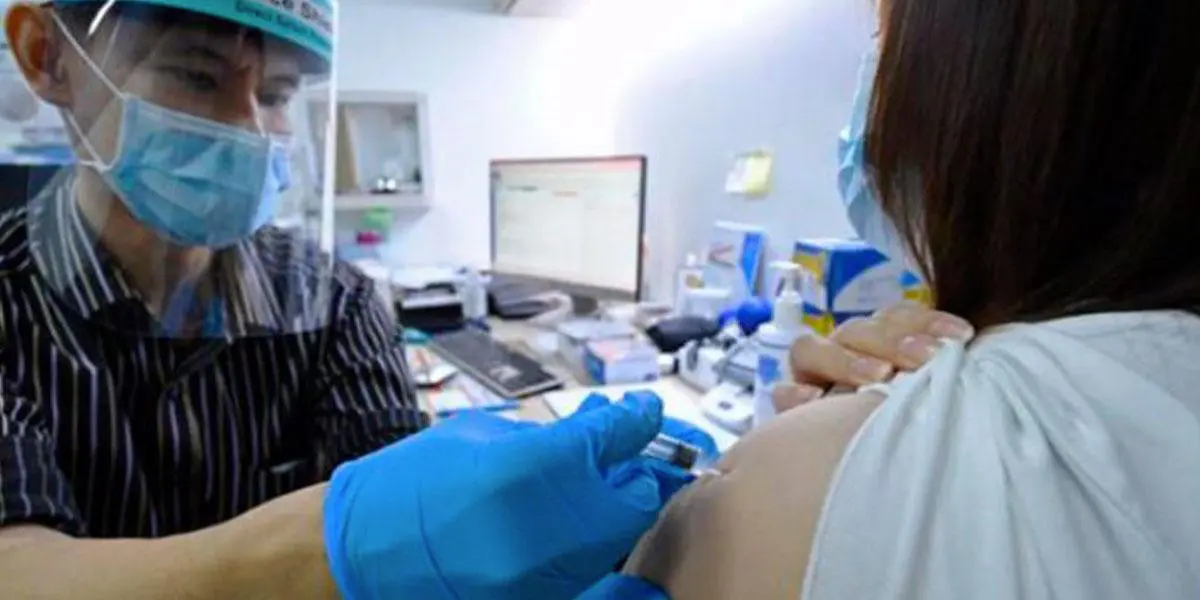Singapur no dará más tratamiento gratuito por COVID-19 a no vacunados