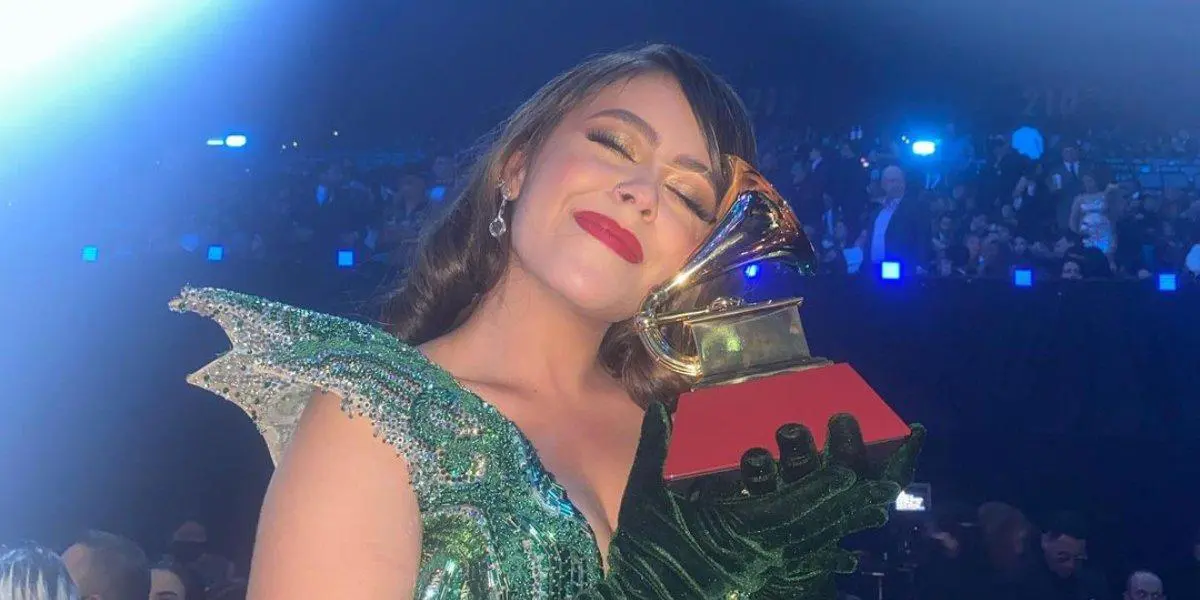 Juliana Velásquez conmovió con su discurso tras ganar el Grammy Latino