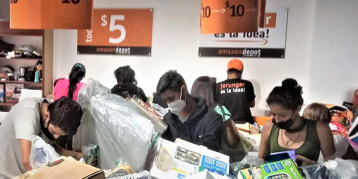 La curiosa tienda que genera largas filas en Caracas y causa polémica sobre la economía venezolana