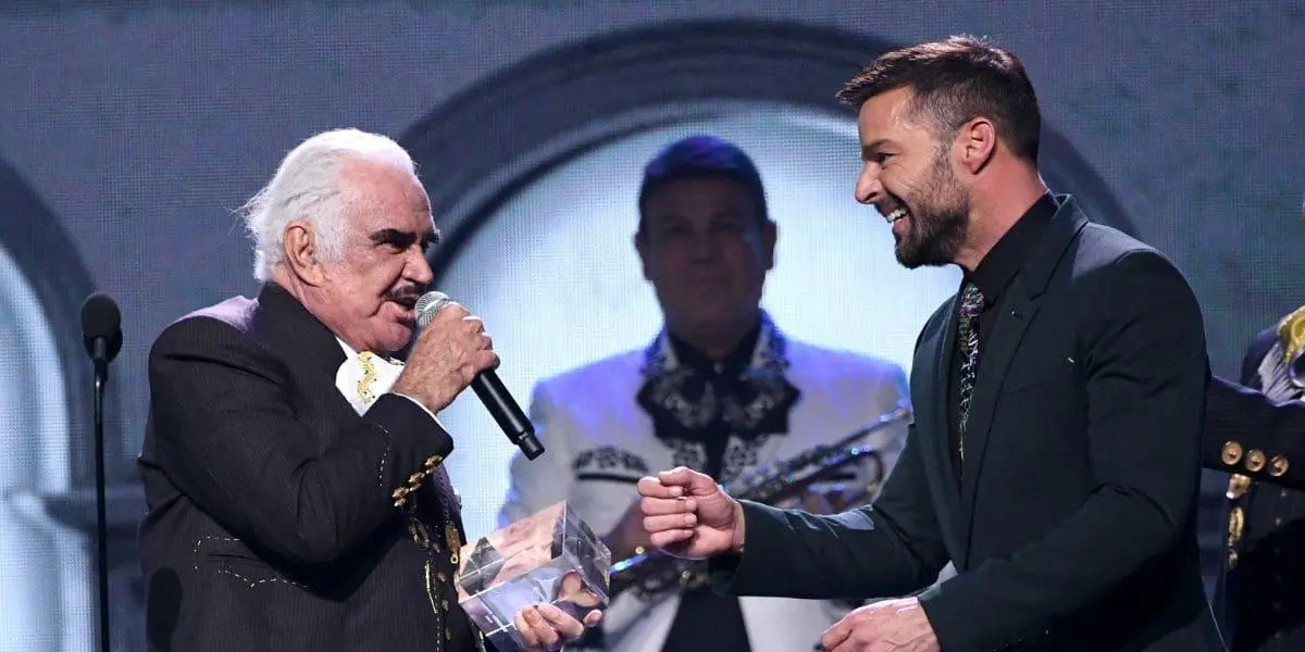 ¿Homofóbico?, Ricky Martin deja ver su postura sobre Vicente Fernández