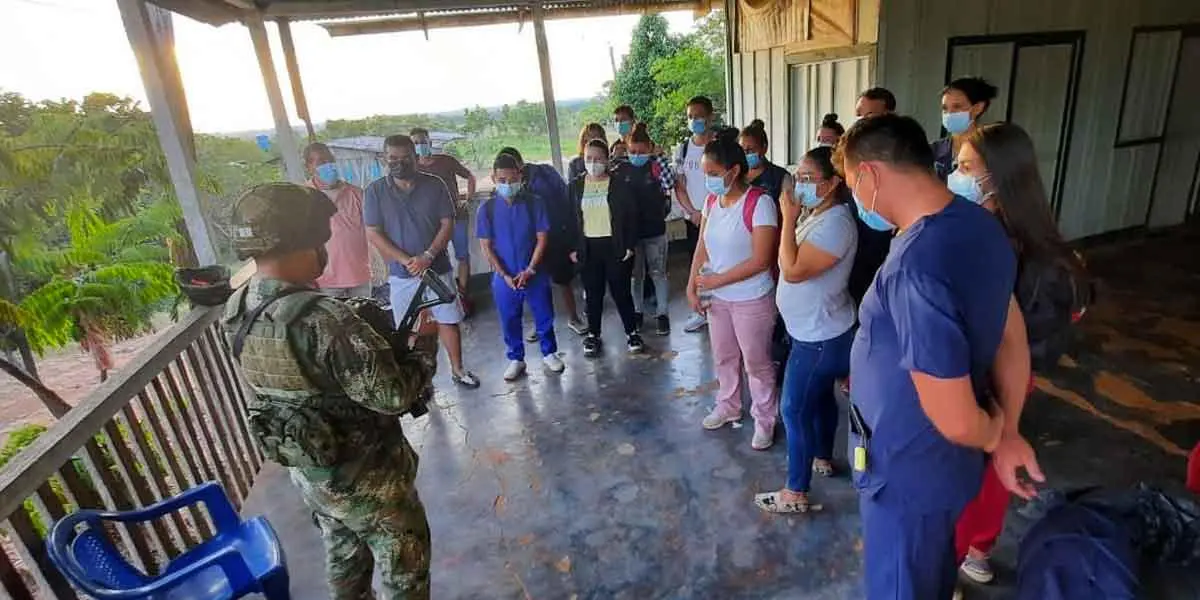 Liberan 17 integrantes de misión médica secuestrados por disidencias de las FARC