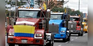 Transportistas bloquean frontera entre Colombia y Ecuador por tercer día consecutivo