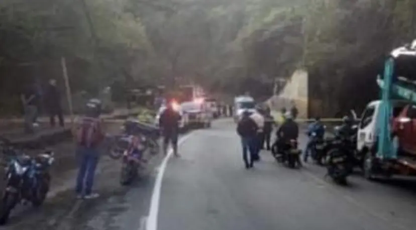 Nueve heridos tras activación de un artefacto explosivo improvisado en la vía entre San Gil y El Socorro en Santander