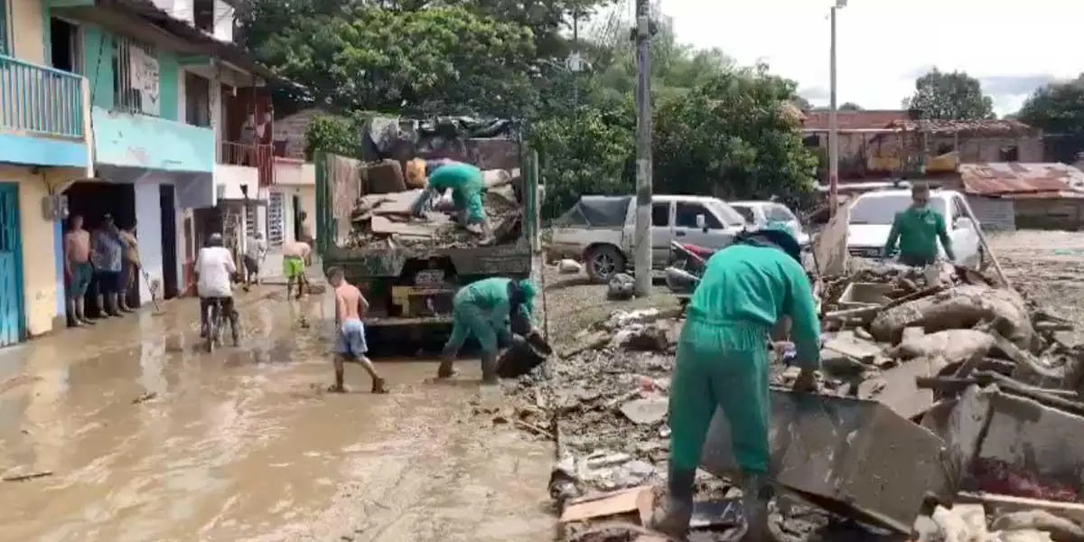 Drama total en Cartago: Desbordamiento de río dejó a más de 1.500 familias damnificadas
