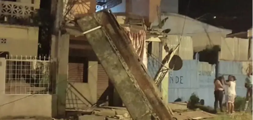 Un sismo de magnitud seis frente a costa de Ecuador deja cerca de 30 viviendas afectadas