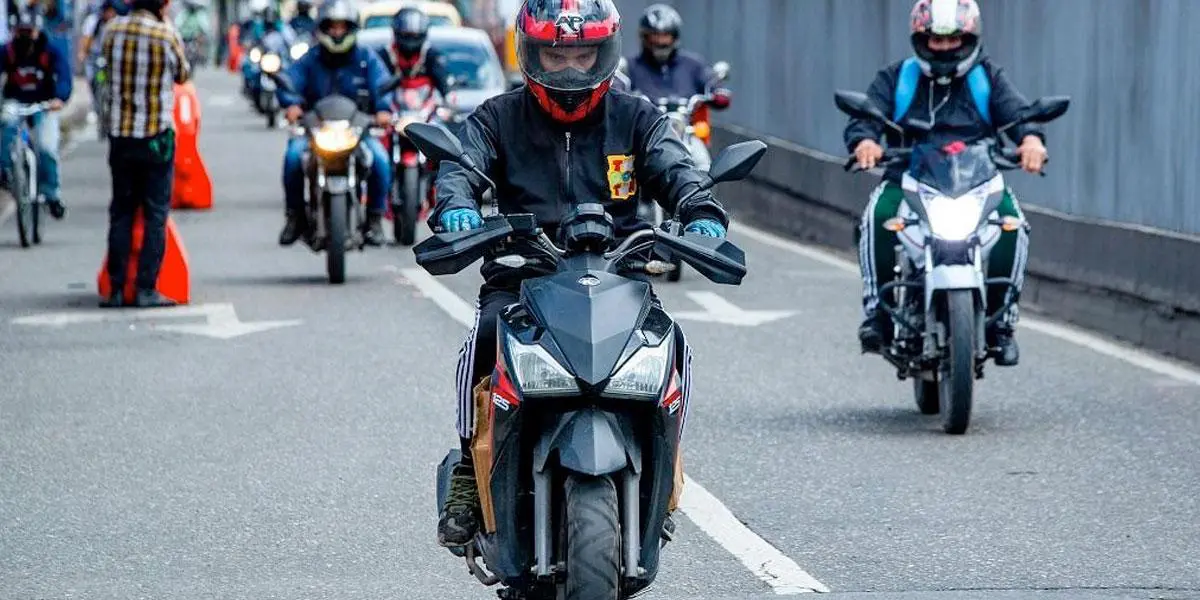 Alcaldía publica proyecto de decreto con restricciones a motos