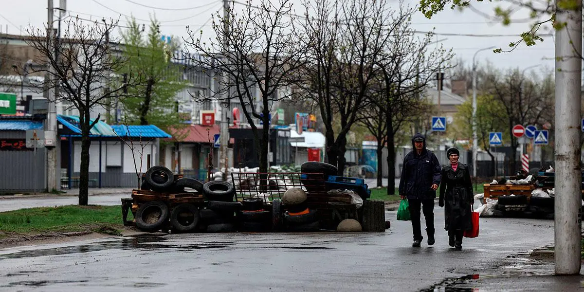 Rusia anuncia alto el fuego en Mariúpol para evacuar civiles de Azovstal
