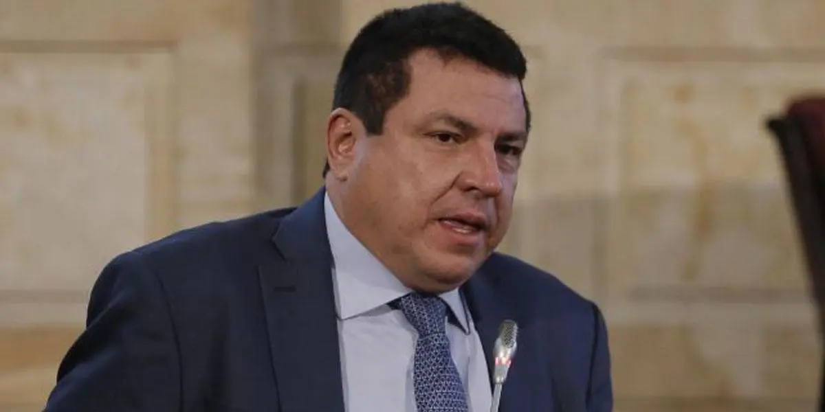 Abren indagación al senador Miguel Ángel Pinto por presuntos vínculos con el Clan del Golfo